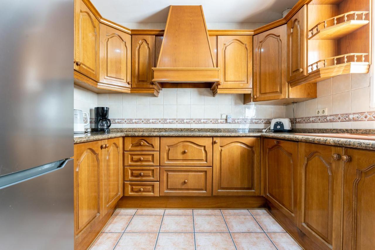 Townhouse Beachside Фуэнхирола Экстерьер фото